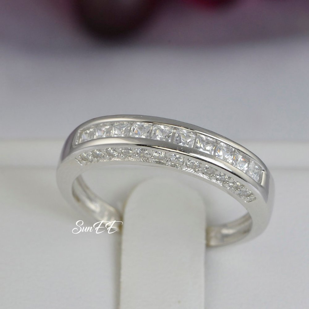 NEW 925 STERLING SILVER WOMENS PRINCESS DIAMOND CUT WEDDING BAND RING - Picture 3 of 4